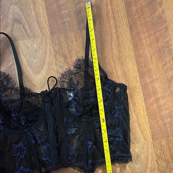 New MookiFree Black and Blue Lace Lingerie Set - Picture 16 of 16